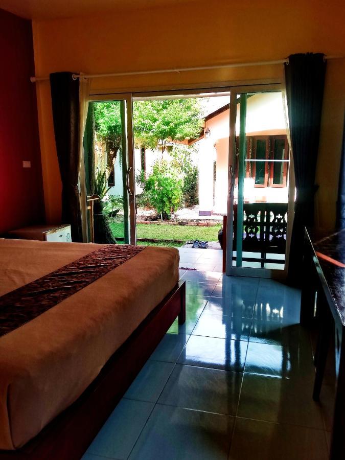 Suwantana lanta hous Hotel Koh Lanta Bagian luar foto