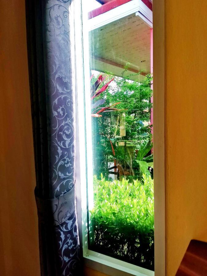Suwantana lanta hous Hotel Koh Lanta Bagian luar foto